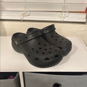 Platform crocs